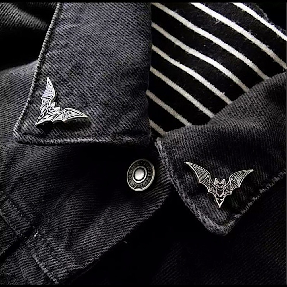 Black Bat Collar Pins Brooch Unisex silver enamel Bats Pin Brooches pins new set